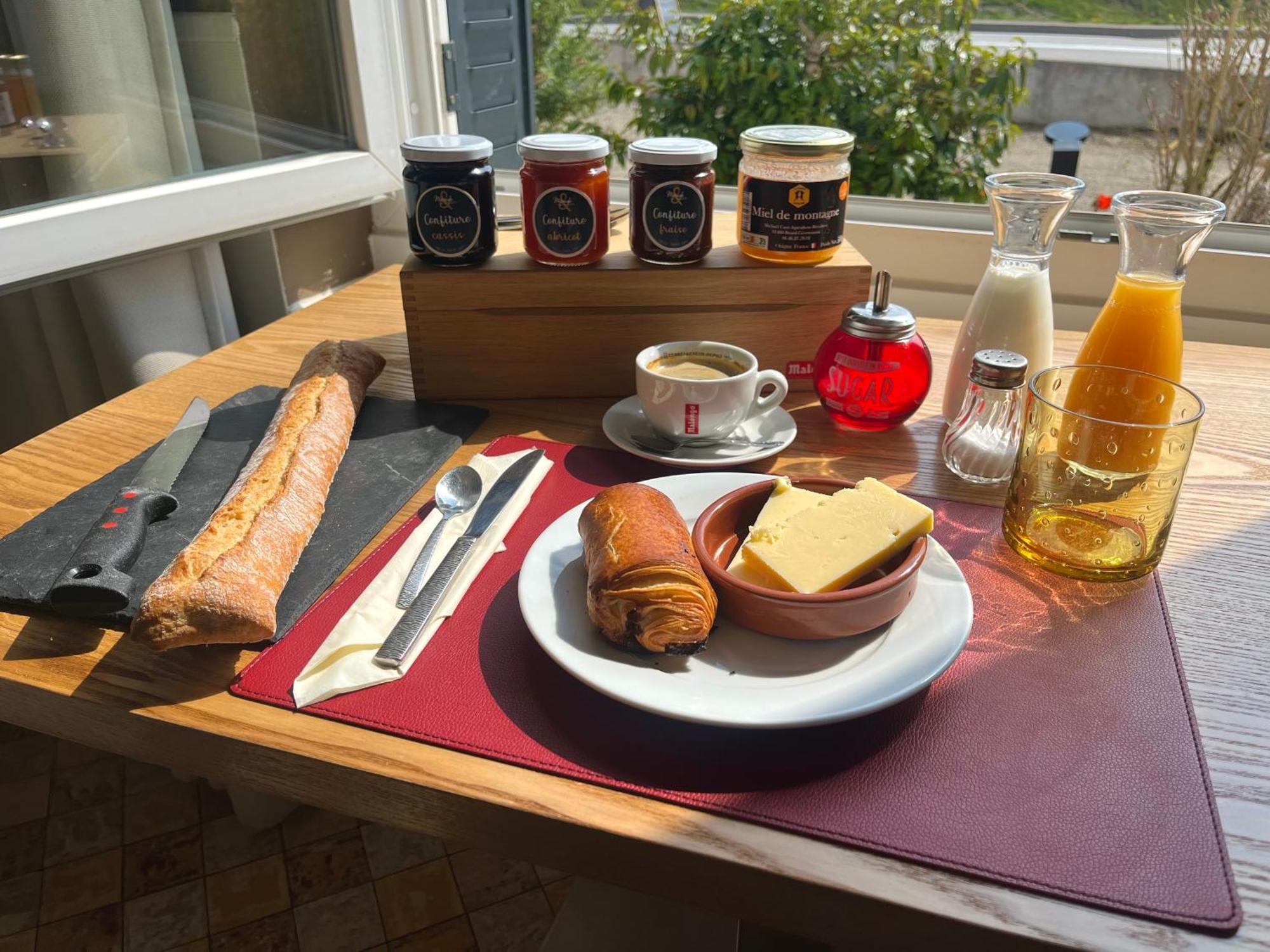 Au Moulin Du Pont Otel Samognat Dış mekan fotoğraf